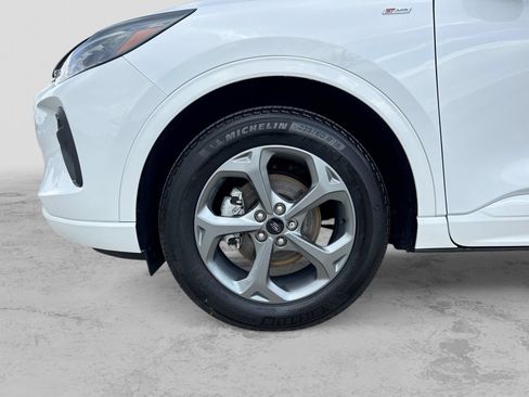 Certified 2023 Ford Escape ST-Line w/ Tech Pack #1 AWD/4WD image 18