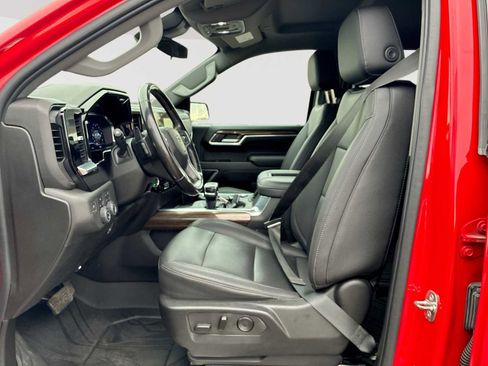 Certified 2022 Chevrolet Silverado 1500 RST w/ Rally Edition image 19