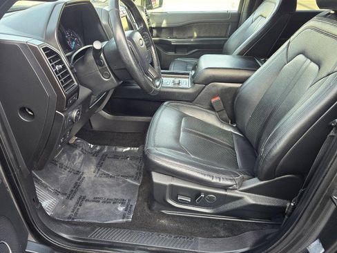 Used 2019 Ford Expedition Max Limited image 10