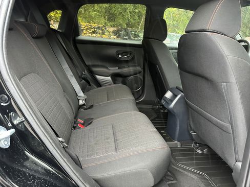 Used 2023 Honda HR-V Sport image 12