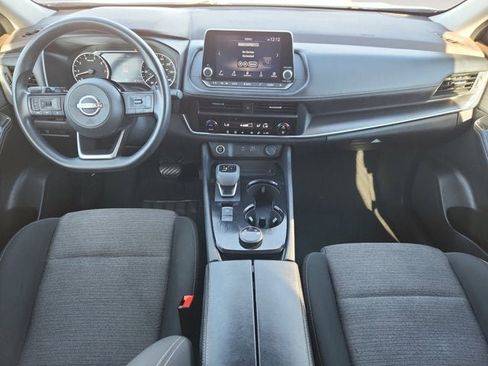 Used 2023 Nissan Rogue SV image 10