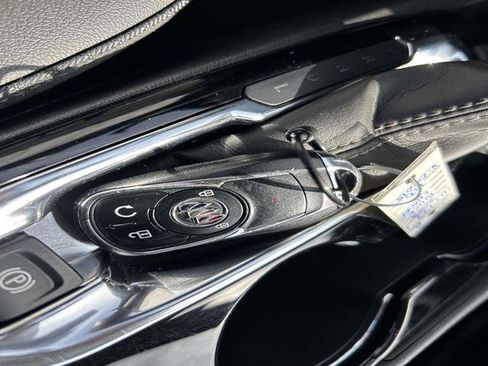 Used 2023 Buick Encore GX Select image 33