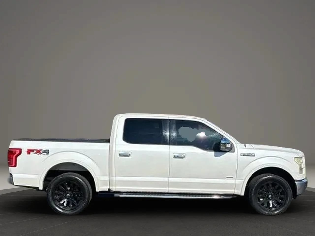 Used 2017 Ford F150 Lariat w/ Equipment Group 502A Luxury AWD/4WD image 10