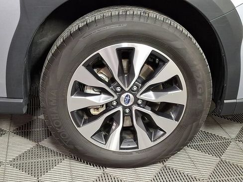 Certified 2024 Subaru Outback Touring XT AWD/4WD image 11