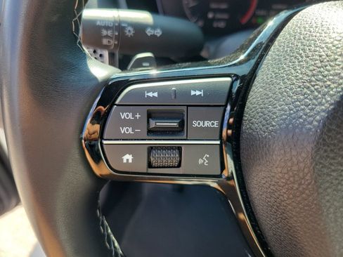 Used 2025 Honda Civic Sport image 18