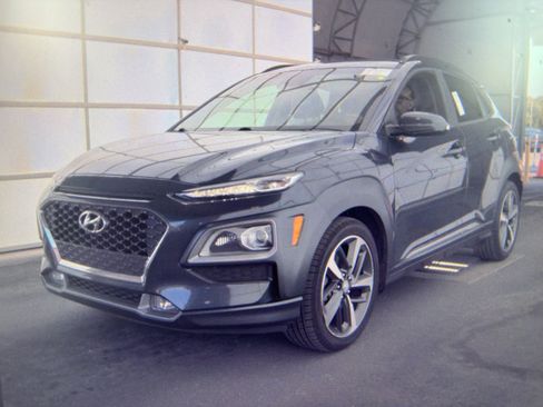 Used 2021 Hyundai Kona Limited w/ Cargo Package FWD image 1