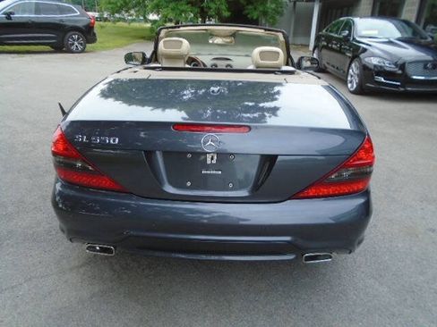 Used 2009 Mercedes-Benz SL 550 image 5