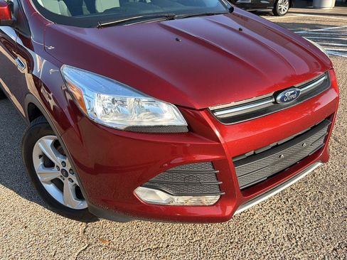 Used 2014 Ford Escape SE FWD image 8