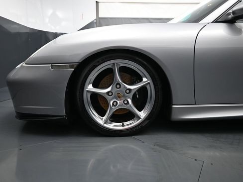 Used 2004 Porsche 911 Carrera 4S AWD/4WD image 8