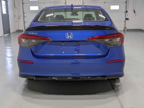 Used 2022 Honda Civic EX image 9
