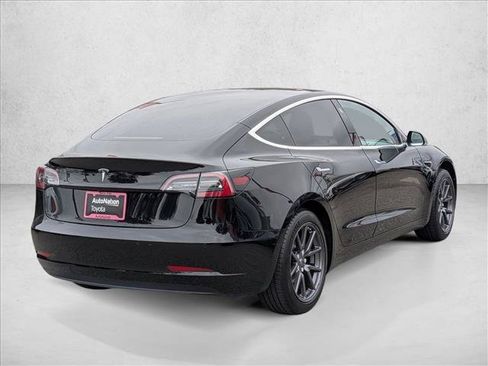 Used 2019 Tesla Model 3 Mid Range RWD image 5