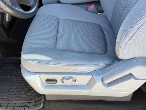 Used 2012 Ford F150 XLT w/ XLT Chrome Pkg image 14