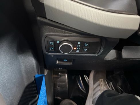 Used 2021 Ford Bronco Badlands image 32