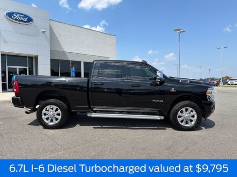 Used 2023 RAM 2500 Laramie AWD/4WD image 2