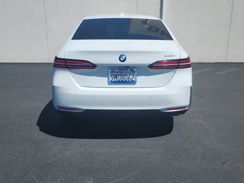Used 2024 BMW 530i w/ Premium Package RWD image 6