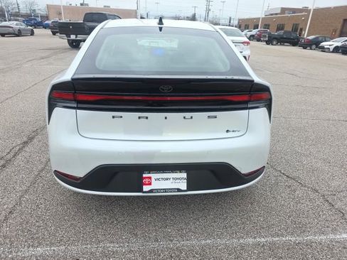New 2026 Toyota Prius LE image 6