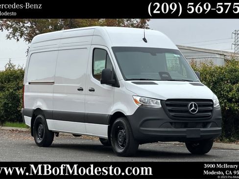 New 2026 Mercedes-Benz Sprinter 2500 image 1