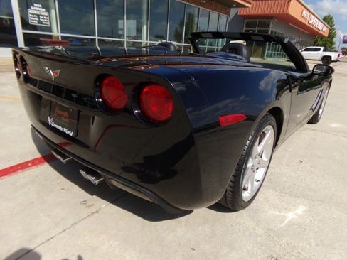 Used 2006 Chevrolet Corvette Convertible w/ Preferred Equipment Group RWD image 6