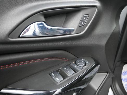 Used 2025 Chevrolet Trax RS w/ Driver Confidence Package image 22