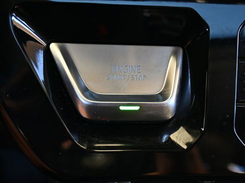 Used 2023 GMC Sierra 1500 Denali w/ Denali Reserve Package image 30