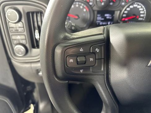 Used 2023 Chevrolet Silverado 1500 Custom image 15