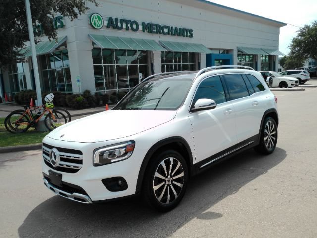 Used 2022 Mercedes-Benz GLB 250 4MATIC w/ Premium Package Lite image 1