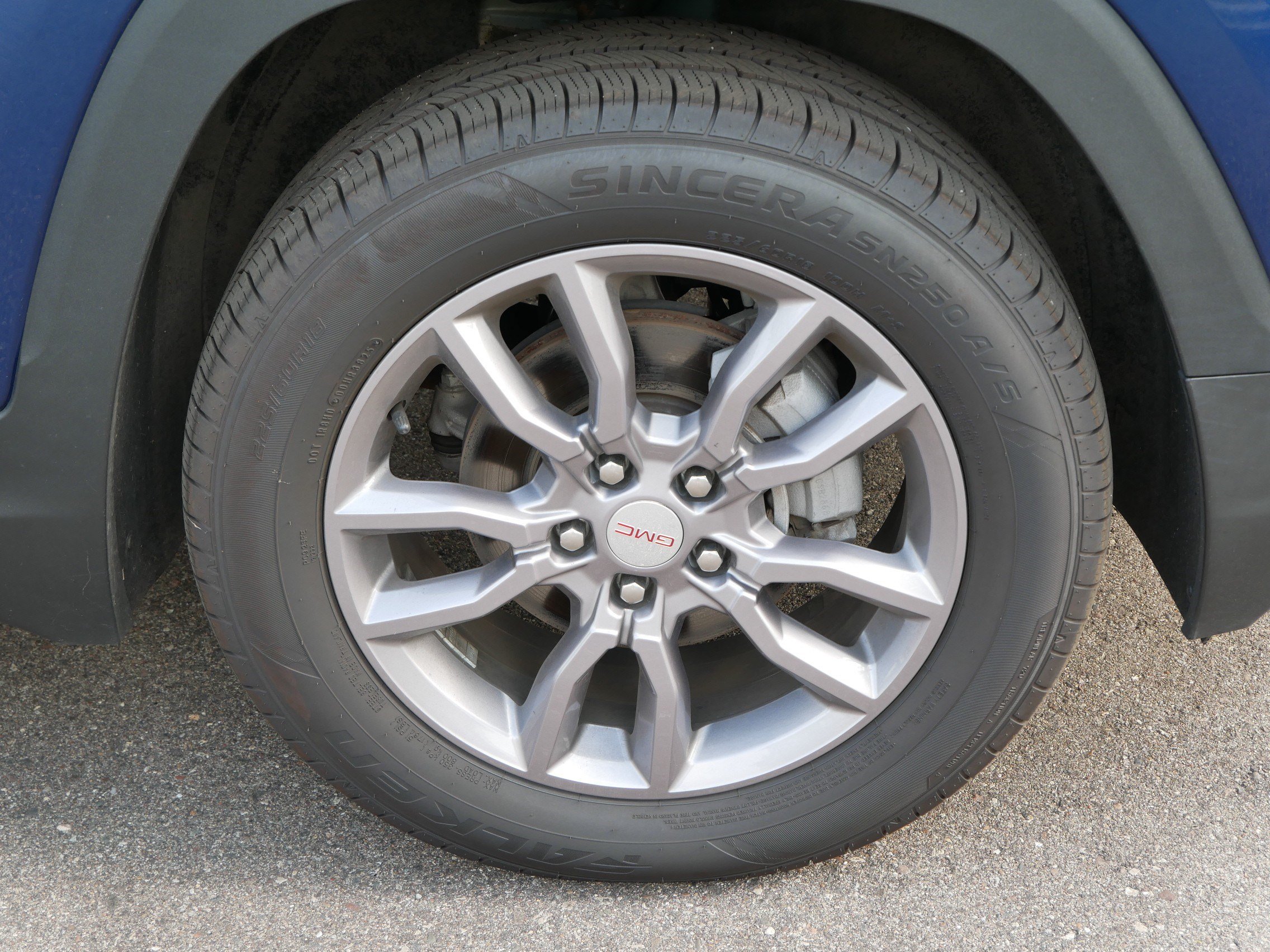 Used 2023 GMC Terrain SLT AWD/4WD image 15