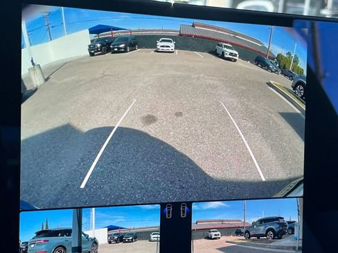 Used 2023 Tesla Model X image 19