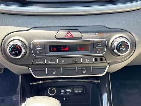 Used 2020 Kia Sorento SX FWD image 16