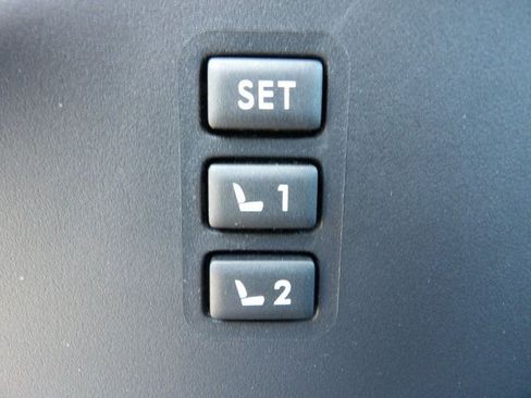 Certified 2023 Subaru Ascent Onyx Edition Limited AWD/4WD image 15