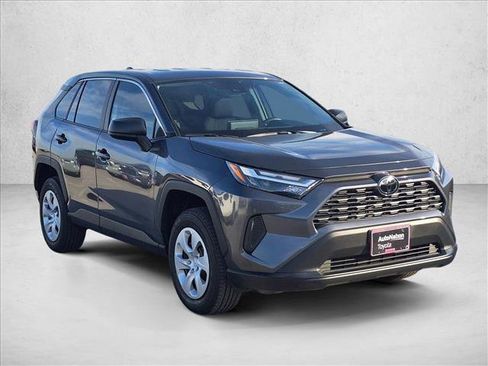 Used 2025 Toyota RAV4 LE image 3
