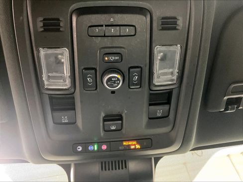 Used 2023 Chevrolet Tahoe Z71 w/ Luxury Package image 27