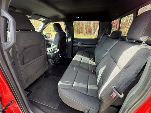 Used 2022 Ford F150 XLT w/ Equipment Group 302A High image 16