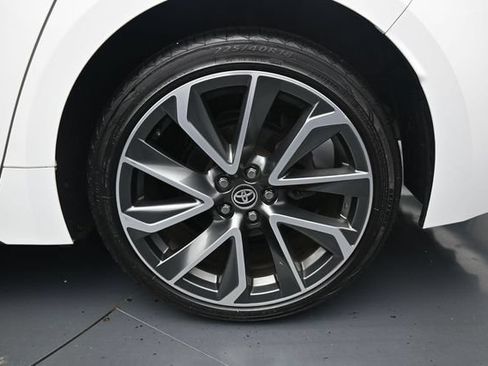 Used 2021 Toyota Corolla SE w/ Carpet Mat Package (TMS) FWD image 11