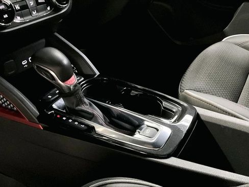 Used 2023 Chevrolet TrailBlazer RS w/ Convenience Package image 18