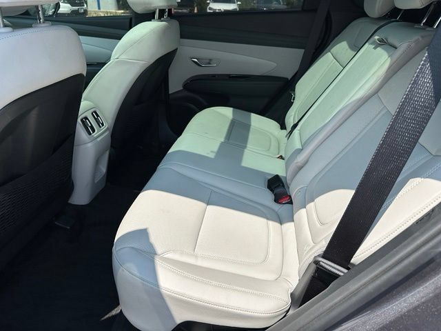 Used 2025 Hyundai Tucson Limited AWD/4WD image 13