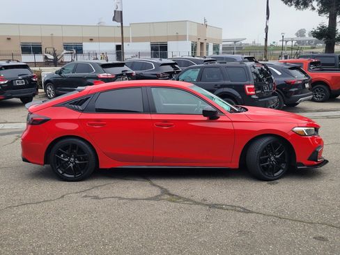 Used 2022 Honda Civic Sport image 3
