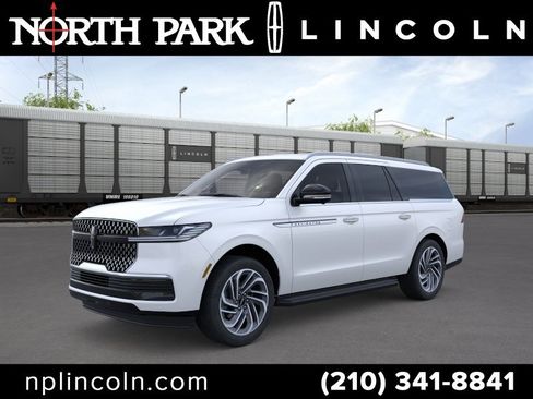 New 2026 Lincoln Navigator L Premier AWD/4WD image 1