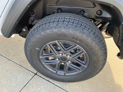 New 2026 Jeep Wrangler Unlimited Sport AWD/4WD image 27