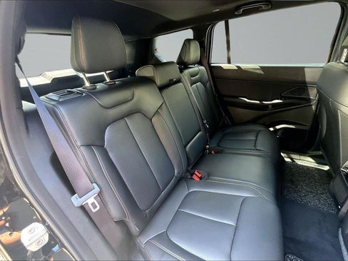 New 2026 Jeep Cherokee Limited AWD/4WD image 10