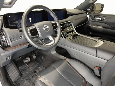 New 2026 Nissan Armada SL w/ Captain's Chari Seat Package image 15