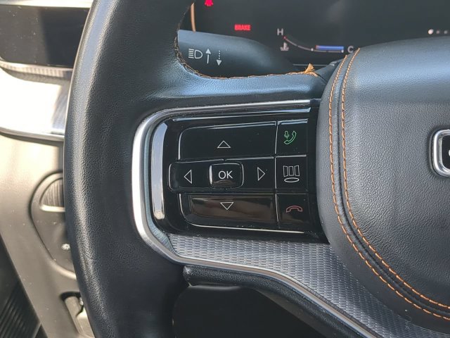 Used 2022 Jeep Grand Wagoneer Series III w/ Rear Seat Video Group 1 AWD/4WD image 30