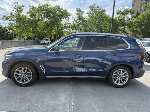 Used 2022 BMW X5 xDrive45e w/ Climate Comfort Package AWD/4WD image 5