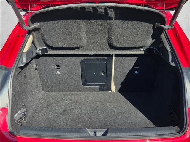 Used 2017 Mercedes-Benz GLA 250 4MATIC image 6