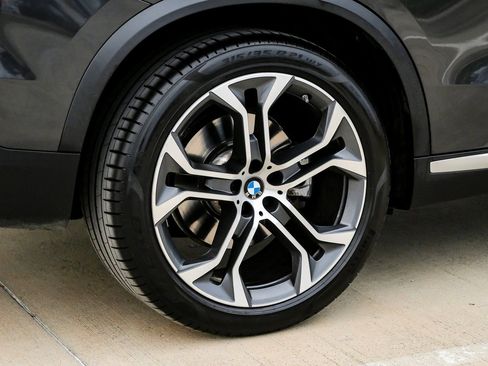 Used 2023 BMW X5 xDrive40i w/ Premium Package image 62