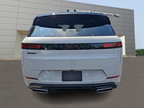 Used 2024 Land Rover Range Rover Sport Dynamic SE AWD/4WD image 7