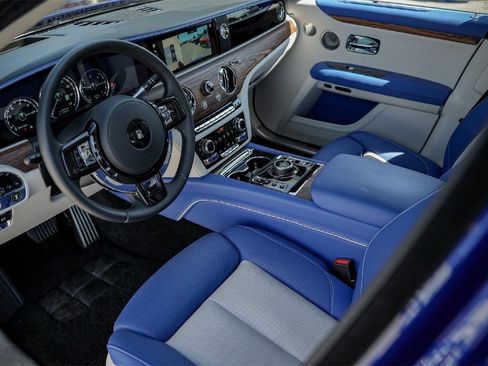 Certified 2023 Rolls-Royce Ghost w/ Ghost Package image 23