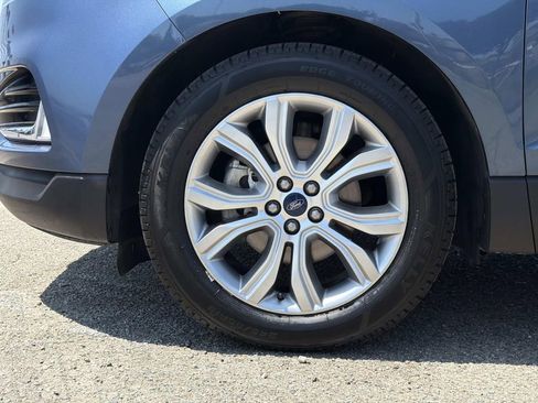Certified 2019 Ford Edge Titanium FWD image 28