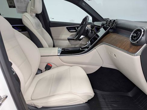 Certified 2026 Mercedes-Benz GLC 300 4MATIC image 38