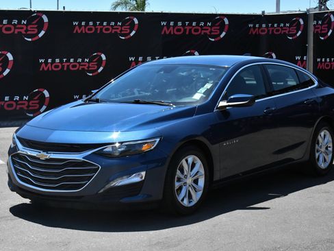 Used 2020 Chevrolet Malibu LT FWD image 3